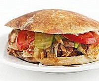 Tombik Ekmek Tavuk Döner